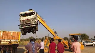hydra #crane lifting #truck #accident #shortsvideo