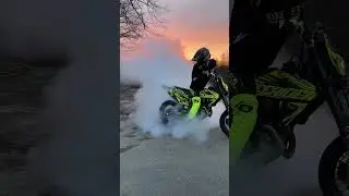 🔥🔥💨 #wheelie #burnout #motorcycle #stunts #fy #moto #bikelife