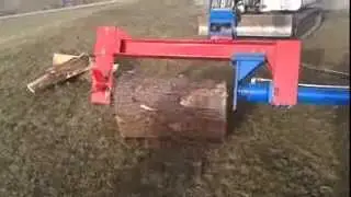 Holzspalter Eigenbau f&uuml;r Bagger