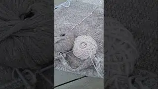 work in progress ✨️ #handknit #handmade #knittingaddict #knitter #knitswater #knittig