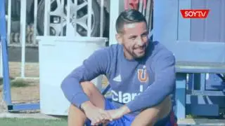 Mauricio Isla entren&oacute; con la U y celebr&oacute; la llegada de Jean Beausejour