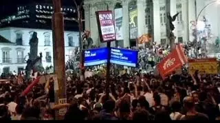 Violent protests in Brazil against transport fare rises