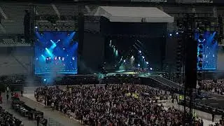 BTS: Fake love live in Paris [Speak Yourself tour Day 2 in Paris]