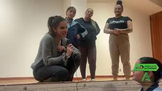 Gitanas A Escena: Cuando El Barrio Se Sube Al Escenario