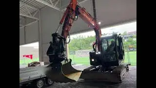 2017 Hitachi ZX85US-5A excavator w/ digging bucket, rotor tilt and sanding bucket