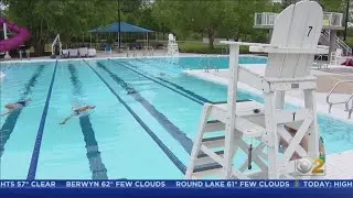 With Few Pools Open In Illinois, Swimmers Adjust To Restrictions, Await Phase 4 Guidance