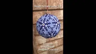 Presentation 3D Peyote ball beading pattern 17 rows - Snowflakes 20PBL001 by Lady Lunar Cat