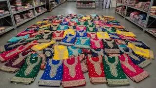 एक साथ हजारो साड़िया Manufacturer करने वाली फैक्ट्री l Biggest Designer Saree Manufacturer In Surat
