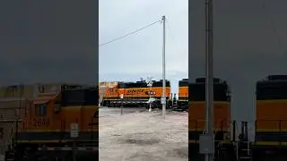 Nice Horn on this BNSF Geep #train #railroad #railfan