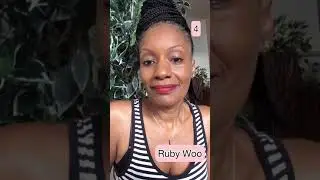 Try - On MAC Lipsticks with me! Mac A Hint of Hollywood Travel Size Lipsticks