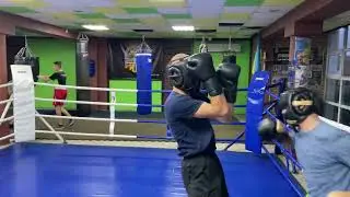 Возний Іван Ринг - Осадчук Роман спаринг 2 раунд