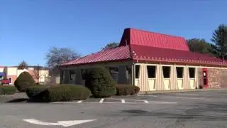 West Lebanon Pizza Hut Closes Doors - YCN News 11.16.15