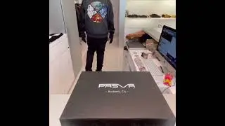 SNEAKER UNBOXING 📦 of The PRSVR VALLEY HIGH 👟. Luxury Sneaker on foot at Designer Boutique.