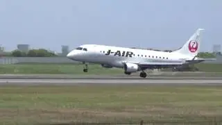 大阪国際空港(伊丹空港)の横風着陸集(Crosswind landing) 神業着陸 揺れる揺れる！