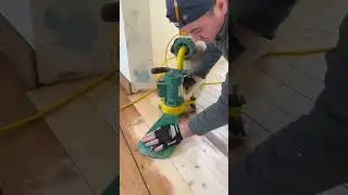 In diesem Video erz&auml;hle ich Ihnen wie wir Dielenboden abgeschliffen und ge&ouml;lt haben.
