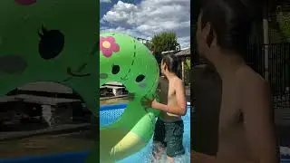 what even is that?#basketball #skill #nfl #soccer #pool #funny #dog #challenge #crazy #craft