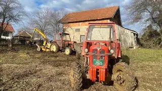 Vučemo đubre kod komšije Dragana sa tri traktora po blatu 