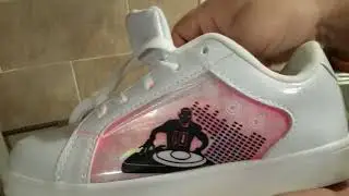 Luerman Energy Light up Shoes, LED Flashing Fiber Optic Sneakers for Kids