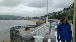 Boardwalk and sea, San Sebasti&aacute;n, Spain, 2016-06-04