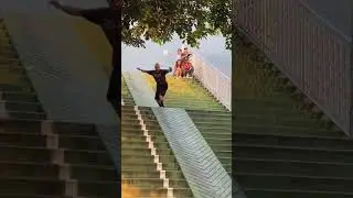 Jorge Simoes kickflip in Bangkok
