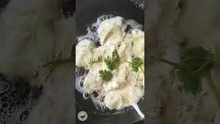 Cooking sesbania grandiflora flower
