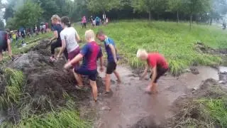 Modderheld SKS Alles Kids 2017 - avontuurlijk spelen in de modder
