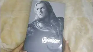 Unboxing 1/6 Scale Hot Toys Avengers Thor