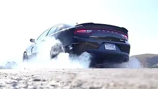 2017 Dodge Charger SRT Hellcat - Review and Road Test