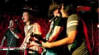Gentleman Jesse & His Men - We Got to Get Out of Here (live)