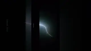 Lightning 🌩️.....