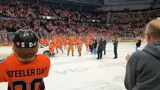 Veteran Sheffield Steeler given a free car by club!