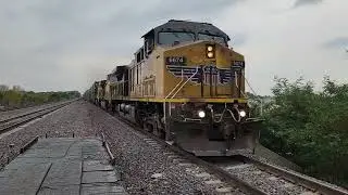 70 MPH Z Train And Metra's CNW Heritage Unit At La Fox