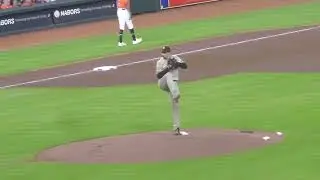 Dodgers Game 1 star Blake Snell...warm-up pitches...Padres vs. Astros...9/8/23
