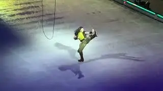 #DisneyOnIceAtMOAArena #Raya with her aerial stunts #kajaletsgo 