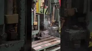 WF Wells F 16 Horizontal Saw in Action