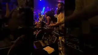 'No, I'm Good': Drake Takes Liquor From The Bartender & Makes His Own Drink
