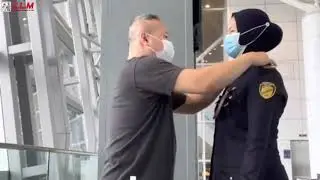 Chris Leong Helping hand to Border Security in Malaysia 🇲🇾 Airport .. respect ✊ to our Frontline
