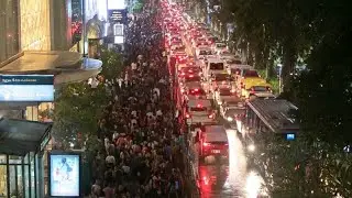 Sukhumvit Rush Hour in Bangkok 🇹🇭 4K | Busy Street Scenes & Nightlife with Working Girls