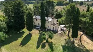 Un Gioiello a Fano, Zona Prelato: Villa con Anima e Lusso Contemporaneo.