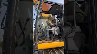 Спрашиваю на свалке, можно ли разбить машину 🚗🔨