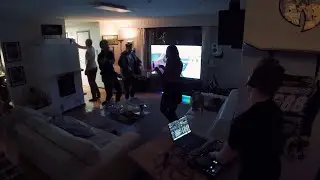 funky & groovy little pre-party during nye! [house]