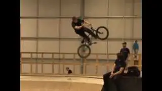 BONDI BEER PRESENT 'THE UNBREAKABLE TOUR' DAY 1 SCOTLAND BEN HENNON