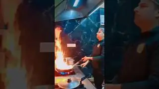 new trending video 😨 #shorts #trending #kitchen #fire #food