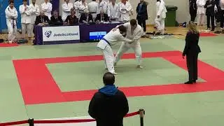 Judo helicopter choke
