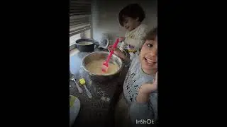 Cake tutorial with Deniz and Daniel      چه کیکی بشه این کیک که دنیز و دانی کوچولو با هم درست کردن.