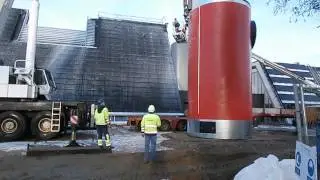 Halmfyr ankommer til Gr&aring;sten Vame&acute;s grund p&aring; S&oslash;nderborg Landevej