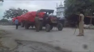 Corrupt Indian Police of Bihar - Araria Police - Watch Live Video of Taking Bribe