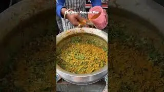 Chicken Keema Pav for Only Rs 30 in Nagpur . ..📍Outside Ginger Mall , Jaripatka , Nagpur