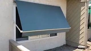 Robusta Retractable Window Awning