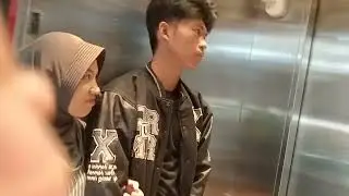 Hyundai Traction scenic elevator at BCS Mall Batam center 